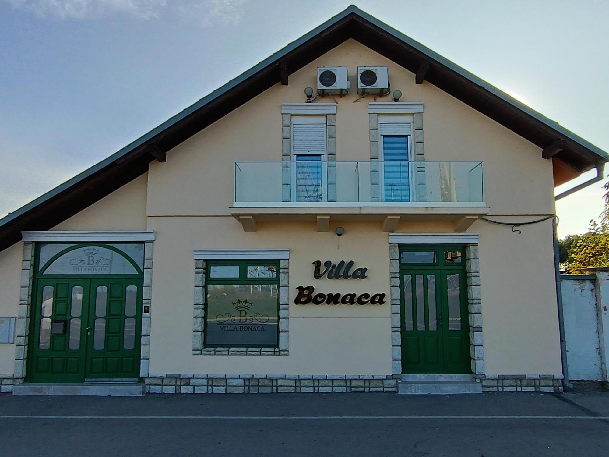Villa Bonaca ヴコヴァル エクステリア 写真